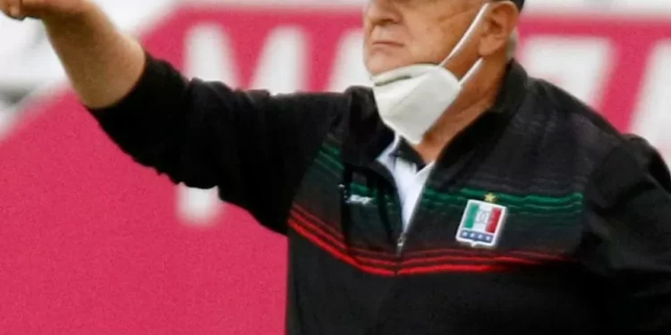 El Salvador anunció llegada de Eduardo Lara: ¿se va ‘Bolillo’ Gómez?