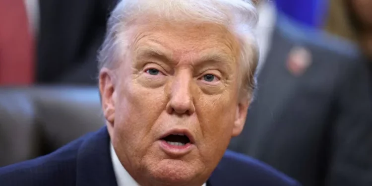 Los republicanos difunden 23.000 archivos del contingencia Epstein tras la filtración demócrata que salpica a Trump