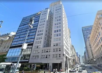 Edificio COMEGA, un edificio de estricta funcionalidad