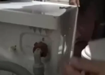 Denunciado el dueño de un inmueble por instalar cámaras en los baños y dormitorios de sus inquilinos