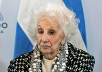 Estela de Carlotto: “Este hombre no es un Presidente, es un monstruo”