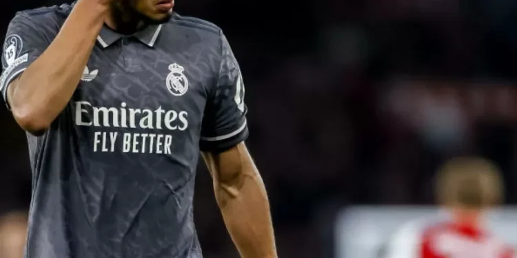 ¡Todos lidian con chicos difíciles! Bellingham complica a Inglaterra