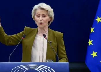 Ucrania y Europa deben participar en las negociaciones de armisticio, defiende Von der Leyen