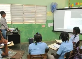 De misión por vocación a profesión por incentivo salarial