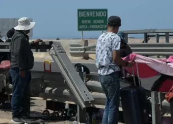 La desasosiego de Kast de expulsar a los inmigrantes irregulares de Chile provoca tensión en la frontera con Perú