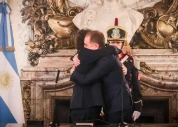 Con Macri ausente, Javier Milei tomó fe a Diego Santilli como nuevo ministro del Interior en un acto con fuerte respaldo del PRO