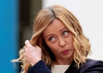 Meloni se consolida en Italia y pasa de ‘oveja negra’ a líder elogiada en Europa