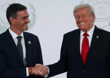 ¿En qué se parece la política afuera del trumpismo a la del sanchismo?