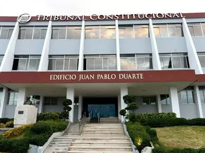 Las máximas jurídicas tempus regit actum y lex temporis actum