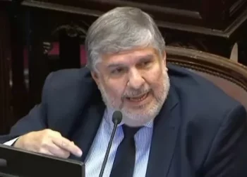 Mayans: “Este Presupuesto es una gran bola, representa la decadencia y corrupción del Gobierno”