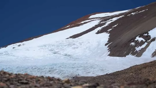 Alineados con Milei, la industria y la construcción piden el “eventualidad por eventualidad” en la Ley de Glaciares para destrabar inversiones