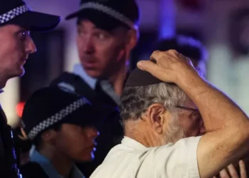 Un superviviente de los ataques de Hamás del 7 de octubre, entre los heridos del tiroteo de Sídney: «Nunca pensé que vería algo figuraí en Australia»