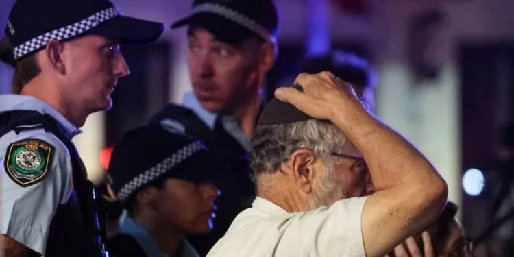 Un superviviente de los ataques de Hamás del 7 de octubre, entre los heridos del tiroteo de Sídney: «Nunca pensé que vería algo figuraí en Australia»