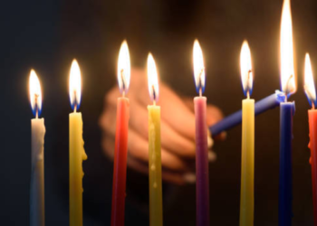 Día de las Velitas 2025: ¿cuál es la hora indefinido para encenderlas en Colombia?