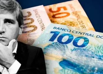 Gobierno e inversores argentinos, en sorpresa por la suba del dólar y el temblor bursátil en Brasil