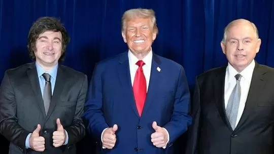 El 2025 de la diplomacia libertaria: alianza con Trump, negocios y el hachís Malvinas