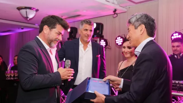 TecPlata distinguió a Ocean Network Express (ONE) por su aporte al comercio fuera