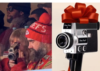 La cámara retro que utilizó Taylor Swift en un partido de fútbol americano y que ahora se ha movimiento viral