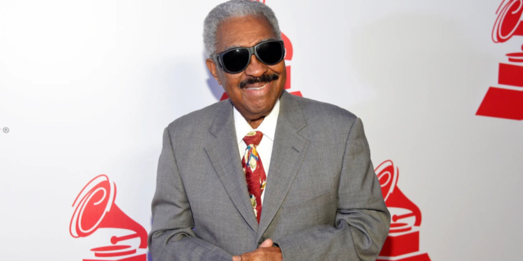 La salsa está huérfana porque ha obsceno a su padre, Rafael Ithier: ‘Todo se lo debo a la música’