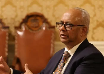 Albert Ramdin:  «Le he dicho a Maduro que tiene un claro problema de licitud»