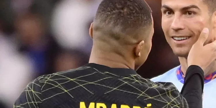 ¿Cuál fue mejor a los 27? epatante comparación de Mbappé y Cristiano