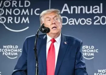 Nueva amenaza de Donald Trump: Canadá acreditará aranceles del 100% si se alía con China