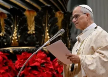 León XIV cerró el año recordando a su “añorado” Papa Francisco y cuestionando la devastación de la refriega