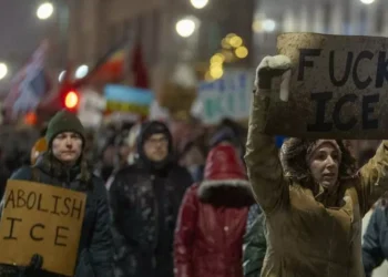 Dos personas resultan heridas por disparos de agentes federales en Portland