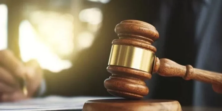 Un fiscal dispara a una jueza en un tribunal de Estambul