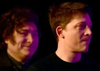 Javier Milei reformula por DNU la Ley de talento y la SIDE podrá disponer la detención de personas