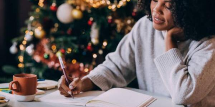 ¿Cuál es el linaje de los propósitos de Año Nuevo y qué dice la tradición?