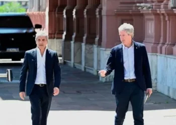 La estrategia de tasas altas y dólar quieto de Luis Caputo enfrenta un riesgo clave ayer de llegar a abril