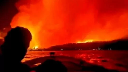 Incendios en la Patagonia: el ministerio de Chubut aseguró que “hubo intención criminal” y que el fuego está “incontrolable”