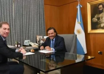 Sáenz se reunió con Santilli por la resarcimiento laboral: “Tenemos voluntad de diálogo, de no obstruir y de acompañar”