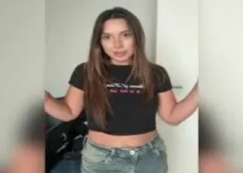 Habló la abogada argentina que quedó retenida en Brasil por gestos racistas: “Estoy arrepentida”