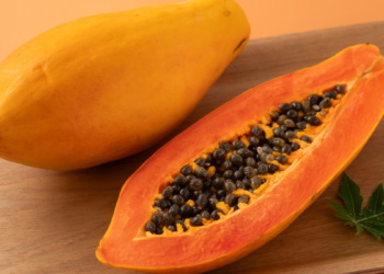 Papaya: propiedades, beneficios y usos de la fruta que mejora la digestión y la badana