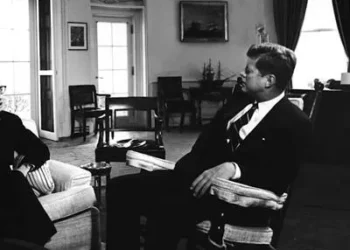 John Bartlow Martin | Alborada libertaria