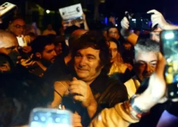 “Se acabaron las crisis por pecado de los políticos chorros”: Milei lanzó el “Tour de la Gratitud” en Mar del Plata