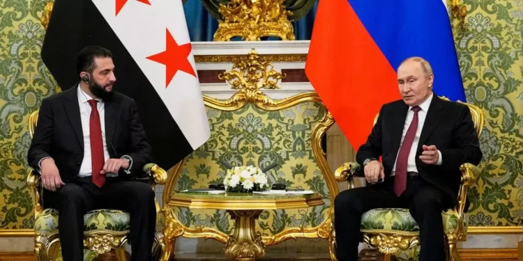 Putin recibe a Al Sharaa para mantener las bases rusas en Siria