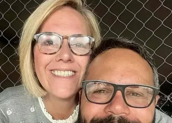 La hija de Edmundo González logra ver a su consorte en prisión tras 374 días baja: «Está bastante afectado física y emocionalmente»