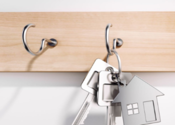 ¿Por qué debería ponerle vinagre blanco a las llaves de su residencia?