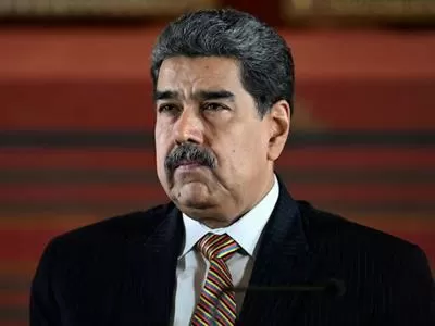 Dictadura: Dañino hasta el final