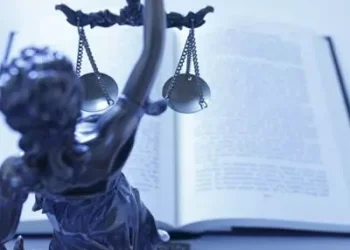 Vecina inquieta y la empresa que esperaba