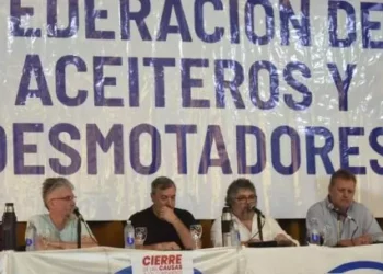 El sindicato de aceiteros confirmó paro y movilización contra la reforma oficial