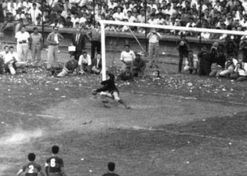 El penal de Roma a Delem: la atajada que cambió la carrera de los Superclásicos