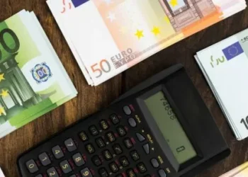 A cuánto cerró el euro blue hoy, lunes 2 de febrero del 2026