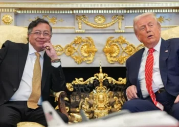 Trump recibe a Petro en la Casa Blanca con la máxima discreción para bajar la tensión del último año