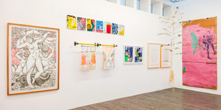 Una exposición colectiva dignidad el papel como soporte y herramienta fundamental de las búsquedas de los artistas