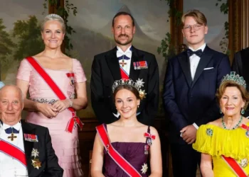 El Parlamento noruego reafirma su patrocinio a la monarquía pese al escándalo entre la princesa heredera y Epstein