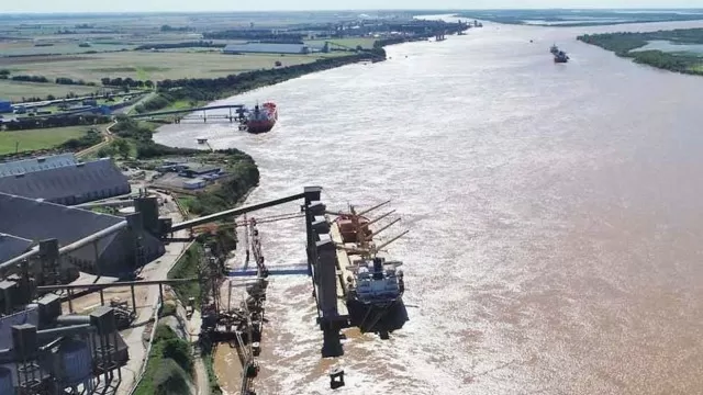 Hidrovía: cámaras empresarias respaldan la licitación de la Vía Navegable Troncal